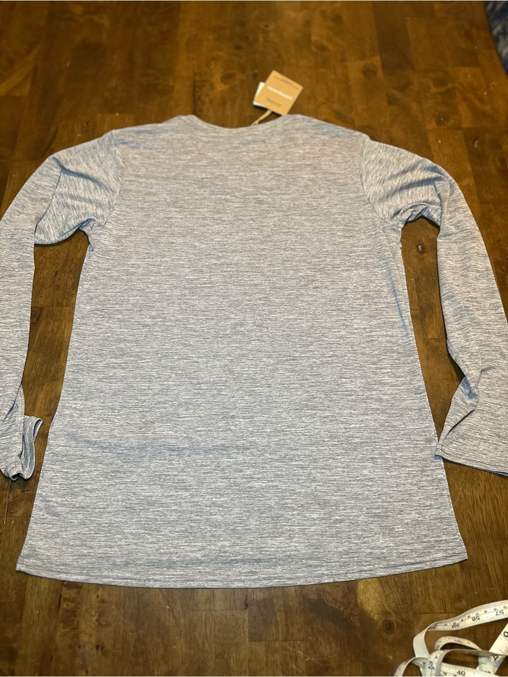 Patagonia Women’s cool daily long-Sleeve Crew Tee - Light Heather Gray - Picture 5 of 5